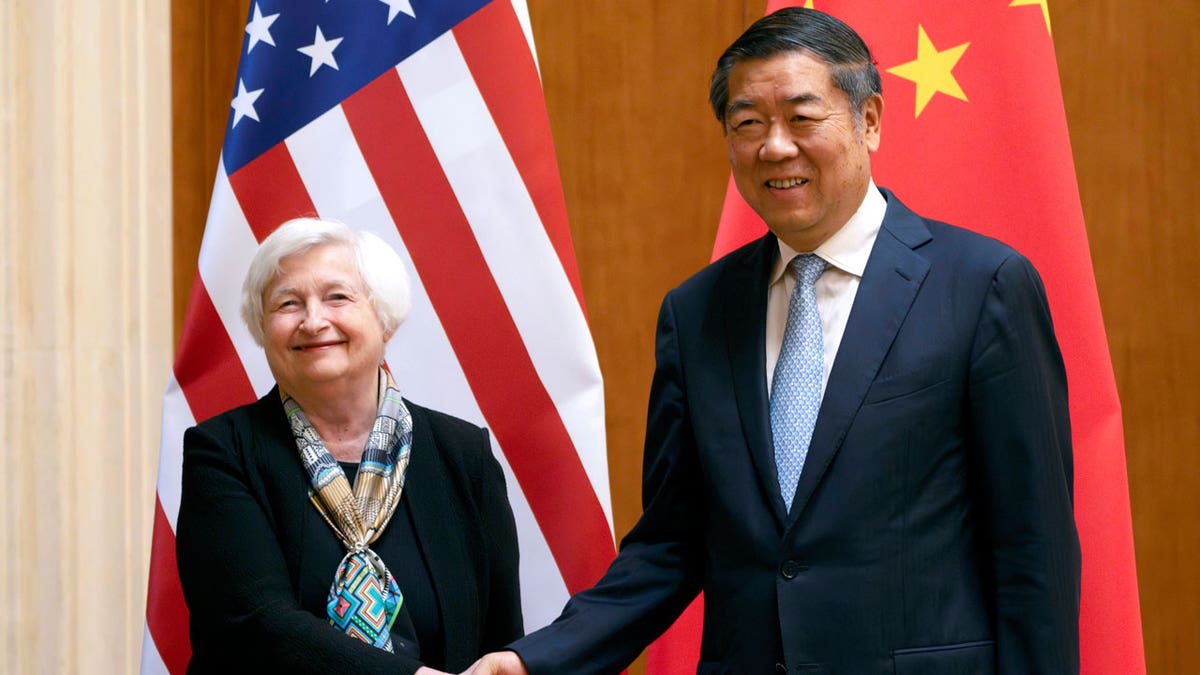 Treasury Secretary Janet Yellen and Chinese Vice Premier He Lifeng