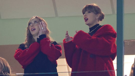 Taylor Swift supports Travis Kelce with Brittany Mahomes by her side